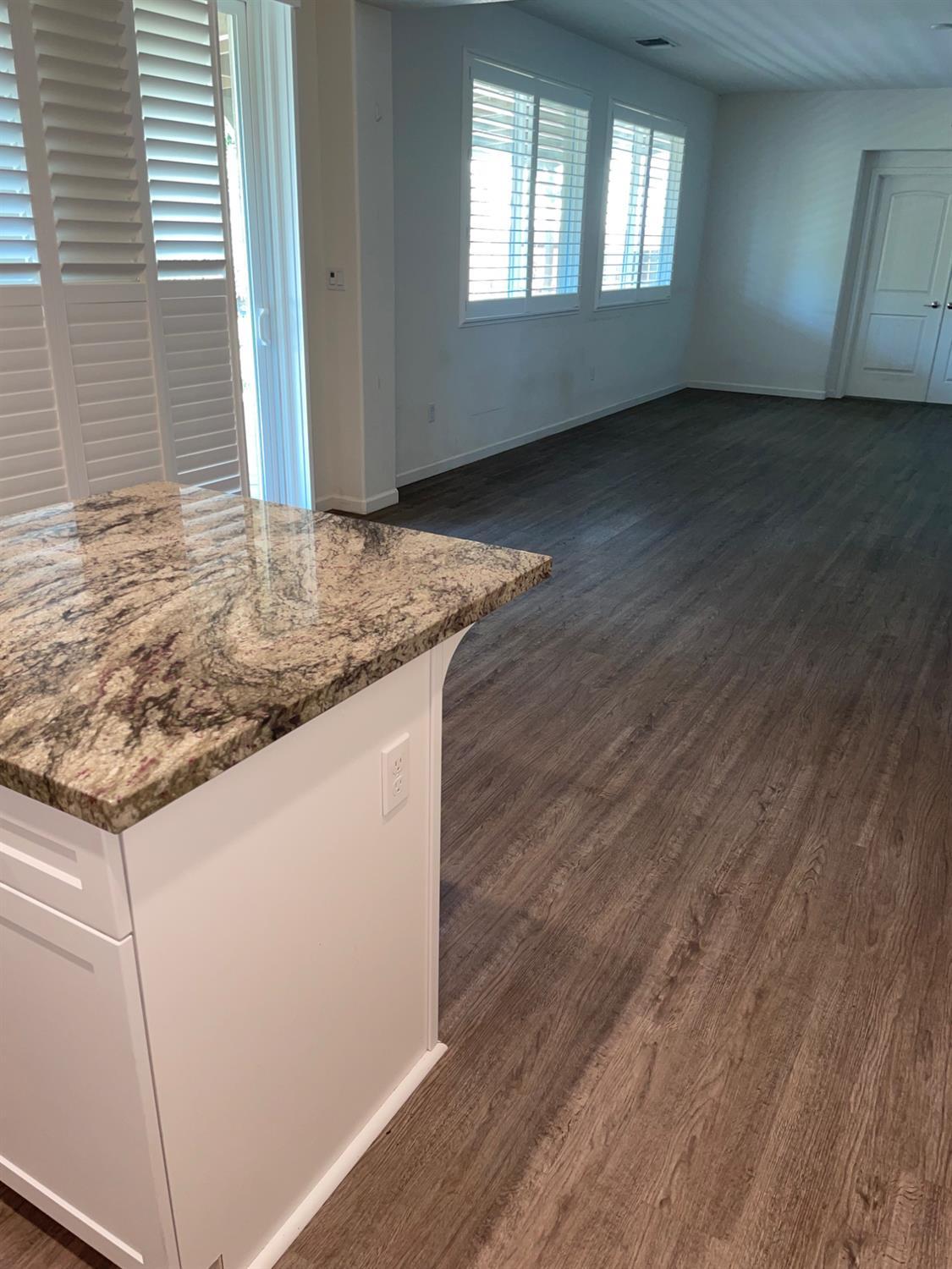 Merced, California, 95341, United States, 5 Bedrooms Bedrooms, ,3 BathroomsBathrooms,Residential,For Sale,1987010