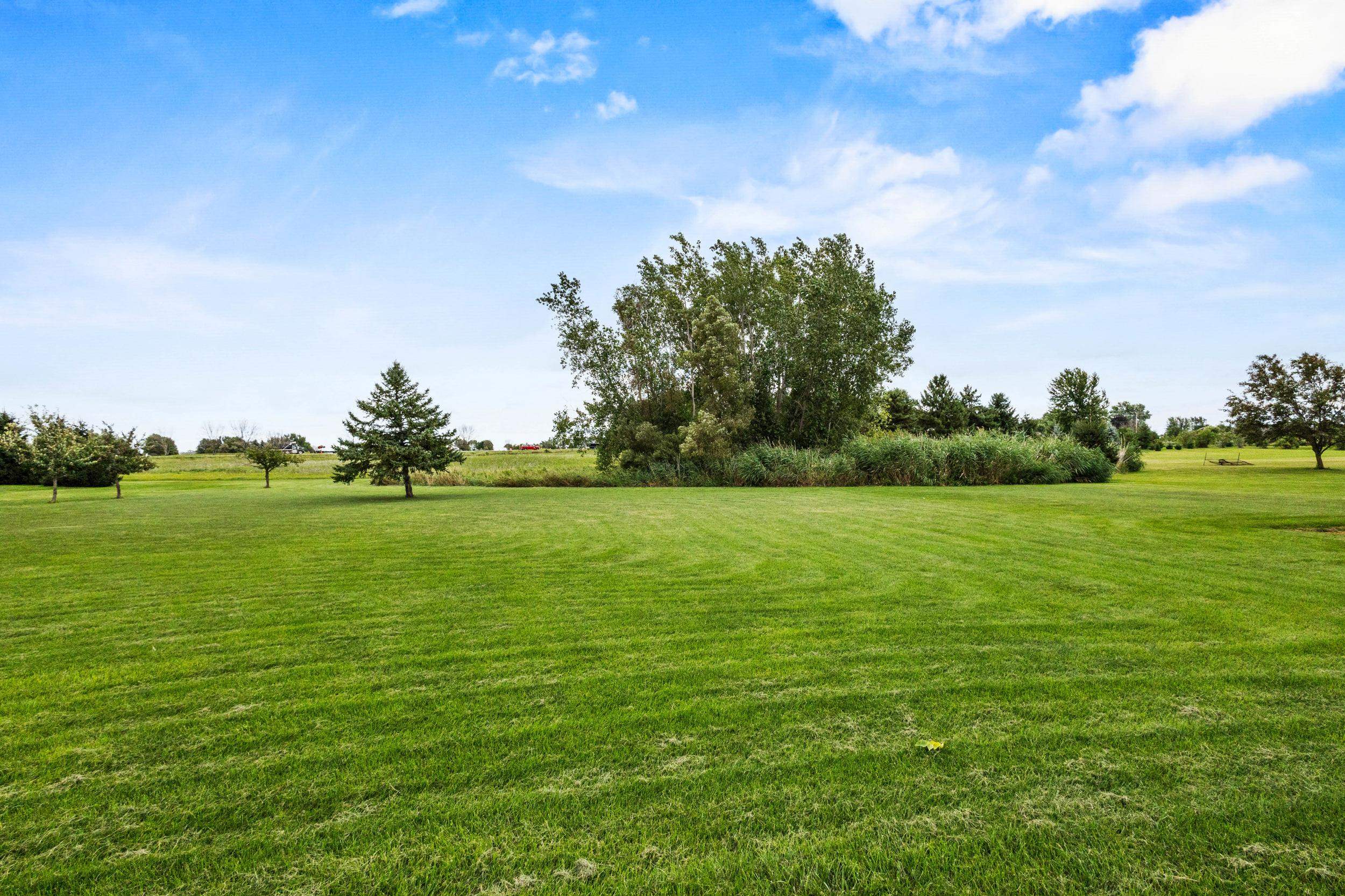 Neenah, Wisconsin, 54956, United States, 4 Bedrooms Bedrooms, ,4 BathroomsBathrooms,Residential,For Sale,1930712