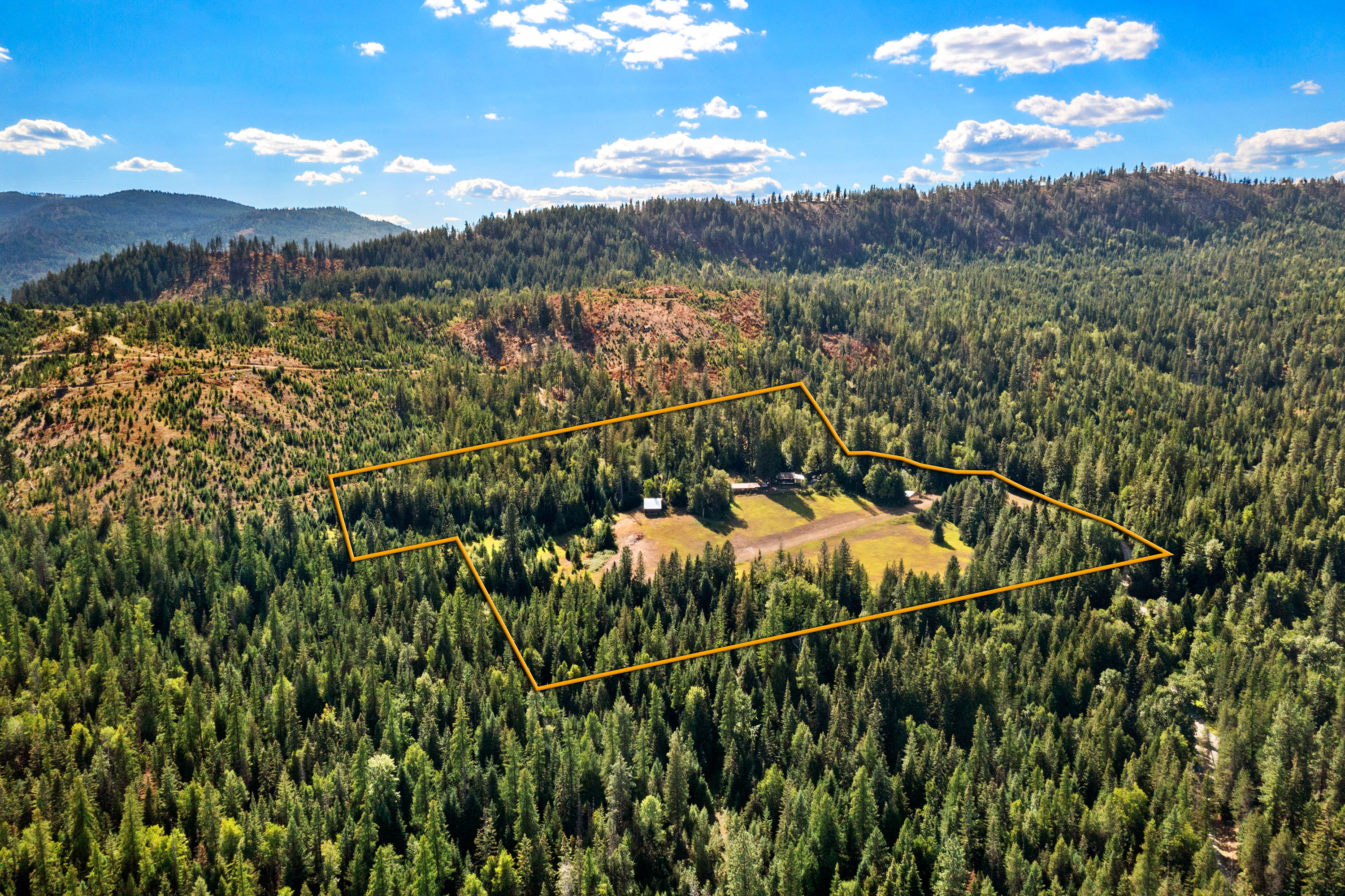 Sandpoint, Idaho, 83864, United States, 3 Bedrooms Bedrooms, ,3 BathroomsBathrooms,Residential,For Sale,1922040
