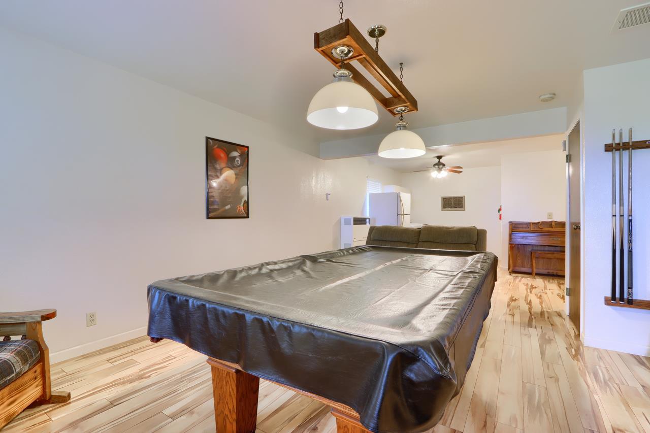 Yosemite, California, 95389, United States, 4 Bedrooms Bedrooms, ,2 BathroomsBathrooms,Residential,For Sale,1980100