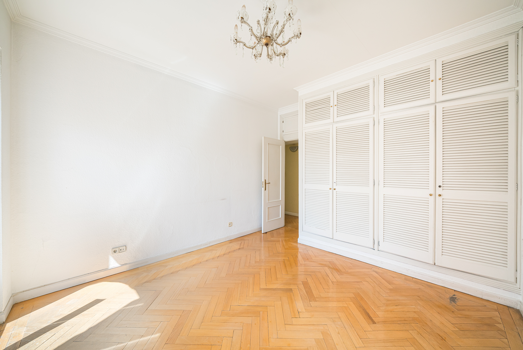  Very bright two-bedroom flat in Trafalgar - 物件實景