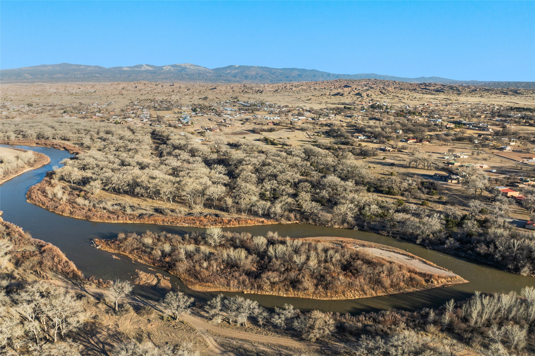  76 & 78 County Road 114 - 物件實景