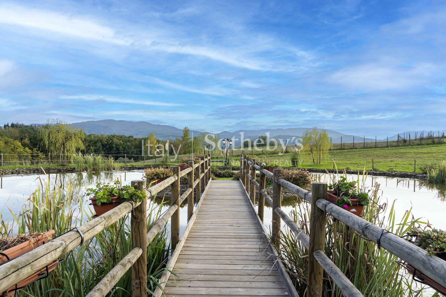  Prestigious Villa with Pool and Park in Mugello - 物件實景