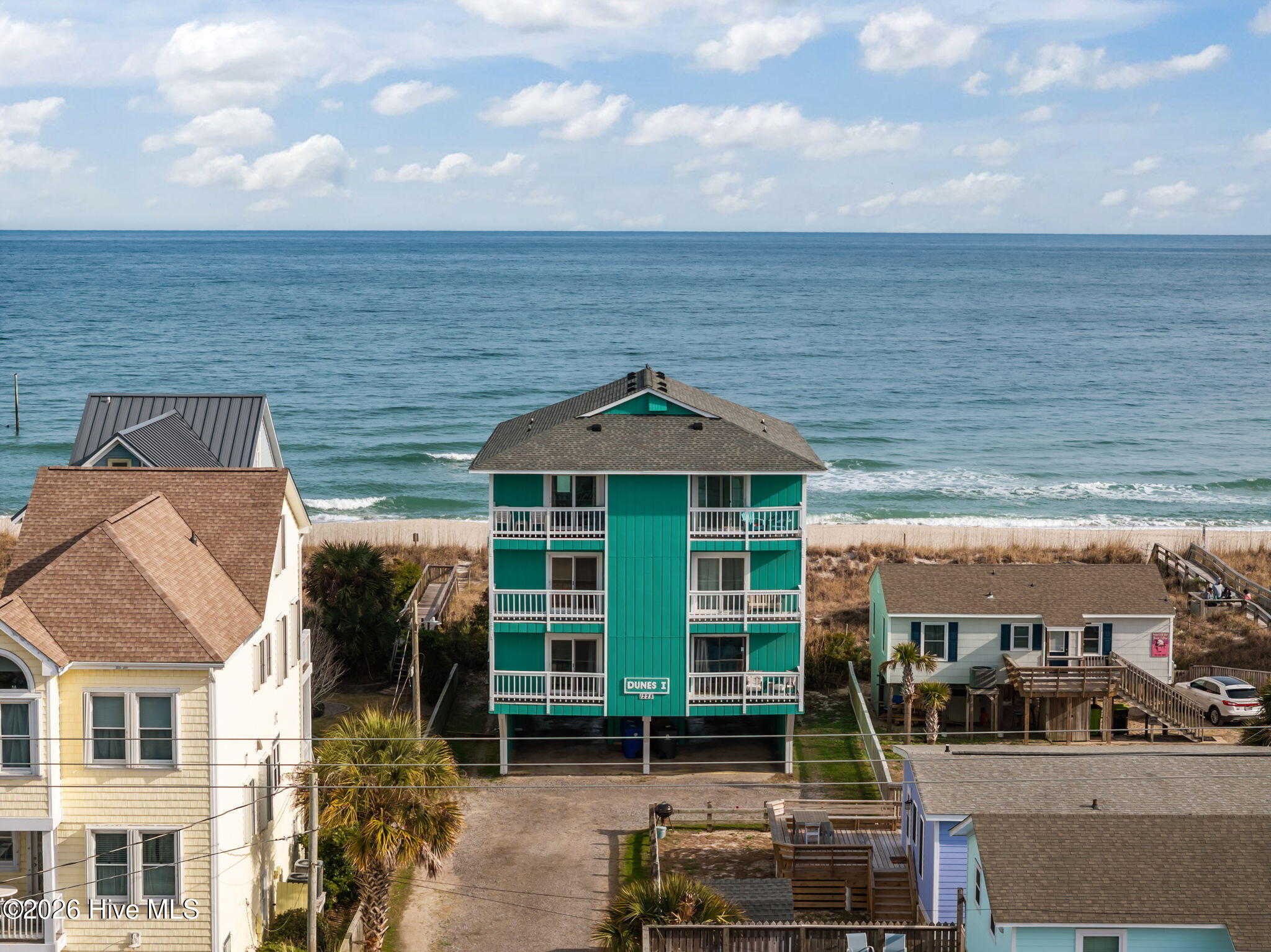 Carolina Beach, North Carolina, 28428, United States, 2 Bedrooms Bedrooms, ,2 BathroomsBathrooms,Residential,For Sale,2010821