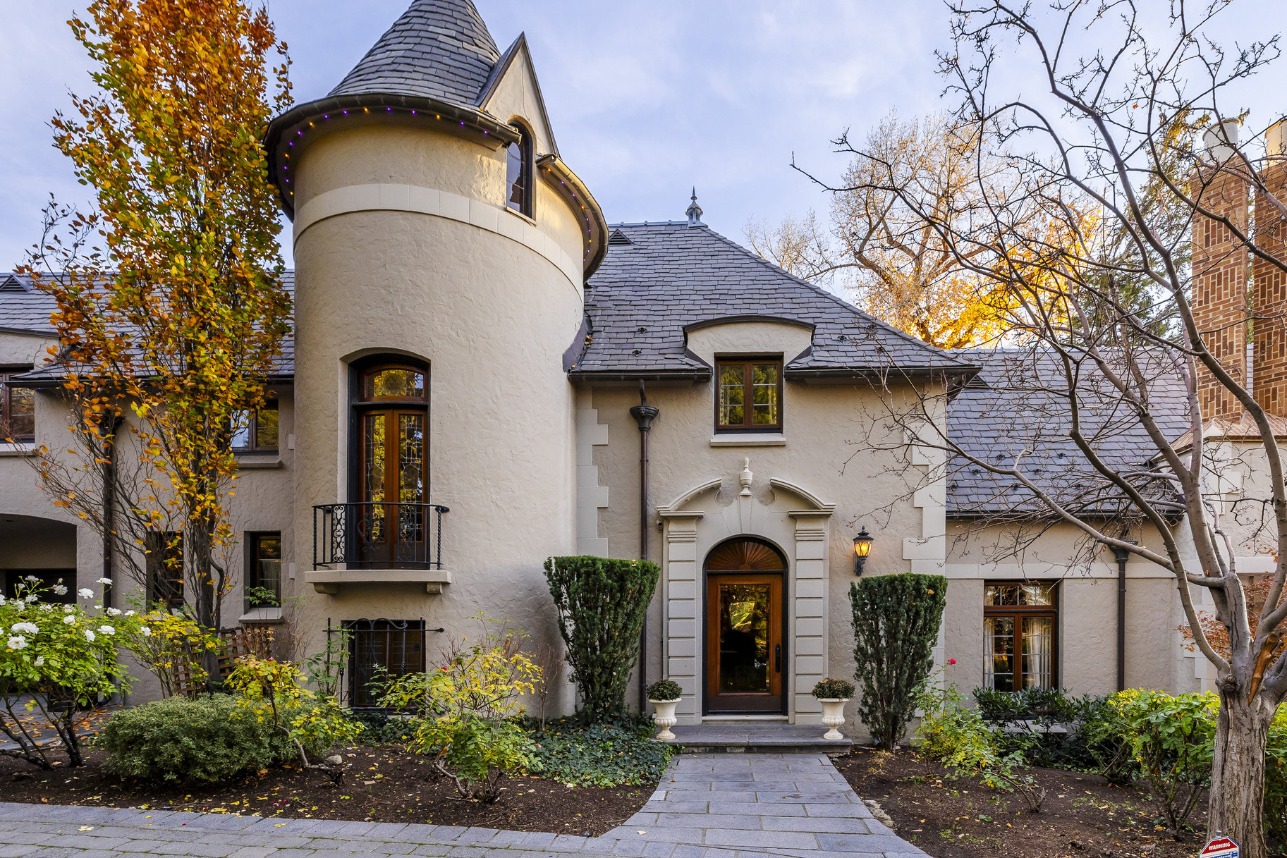  An Exquisite Norman French Manor Nestled in Gilmer Park - 物件實景