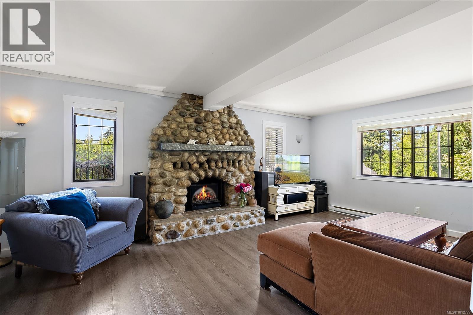 VIEW ROYAL, British Columbia, V9B 6N7, CA, 5 Bedrooms Bedrooms, ,3 BathroomsBathrooms,Residential,For Sale,1951757