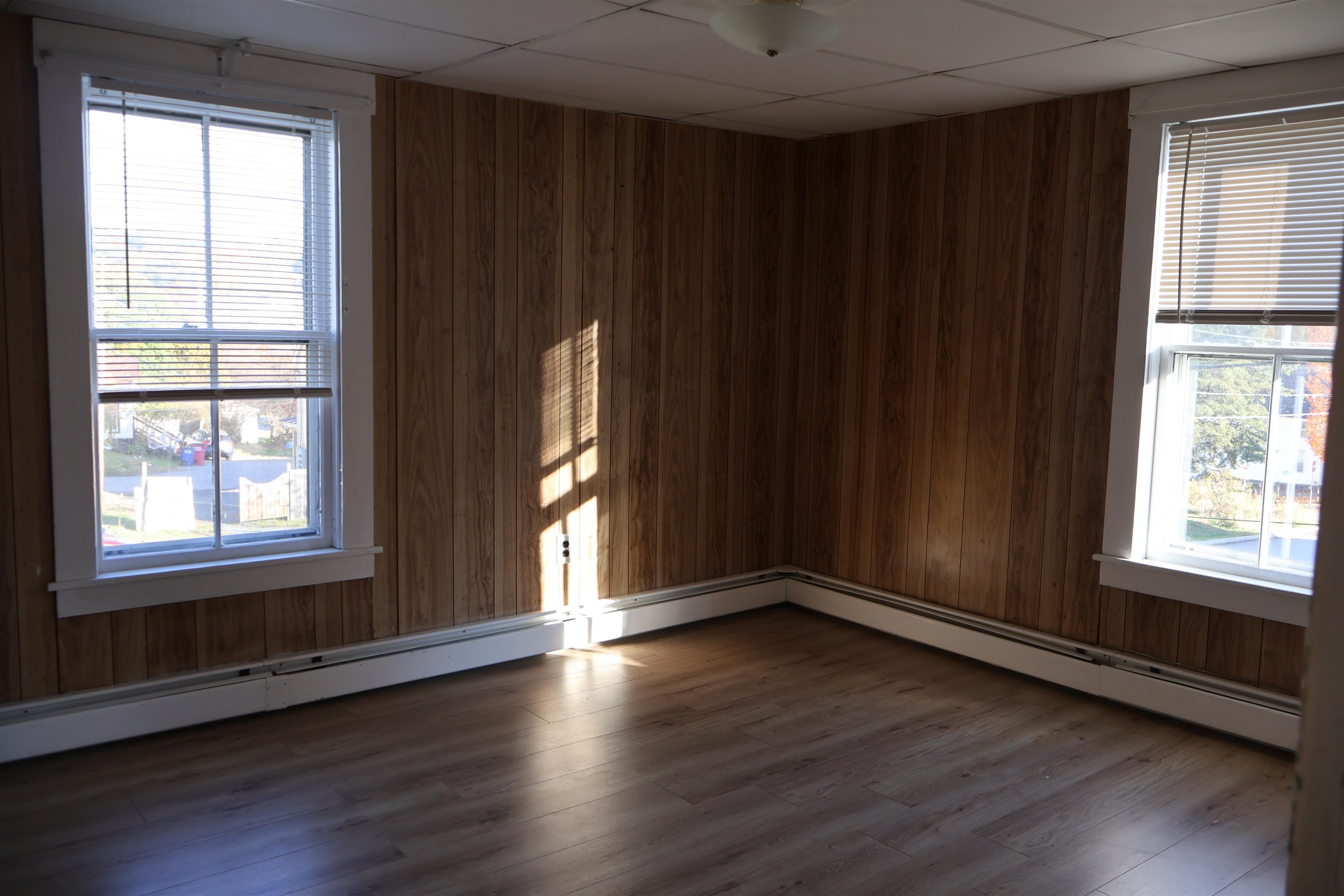 Lebanon, New Hampshire, 03766, United States, 5 Bedrooms Bedrooms, ,Residential,For Sale,1972827