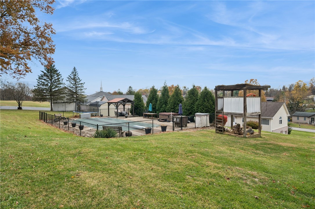 Plum Boro, Pennsylvania, 15239, United States, 4 Bedrooms Bedrooms, ,4 BathroomsBathrooms,Residential,For Sale,1996480