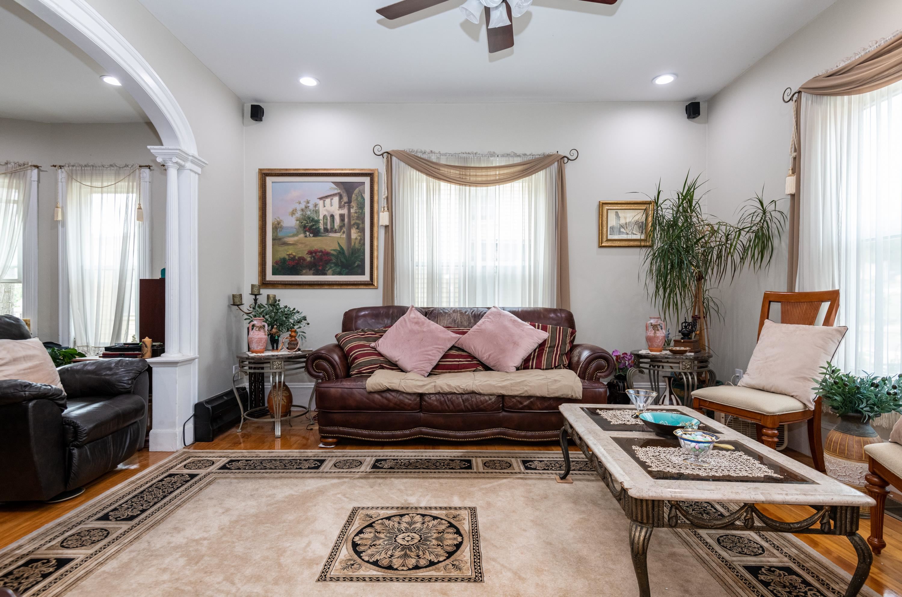 Nashua, New Hampshire, 03064, United States, ,Residential,For Sale,1914031