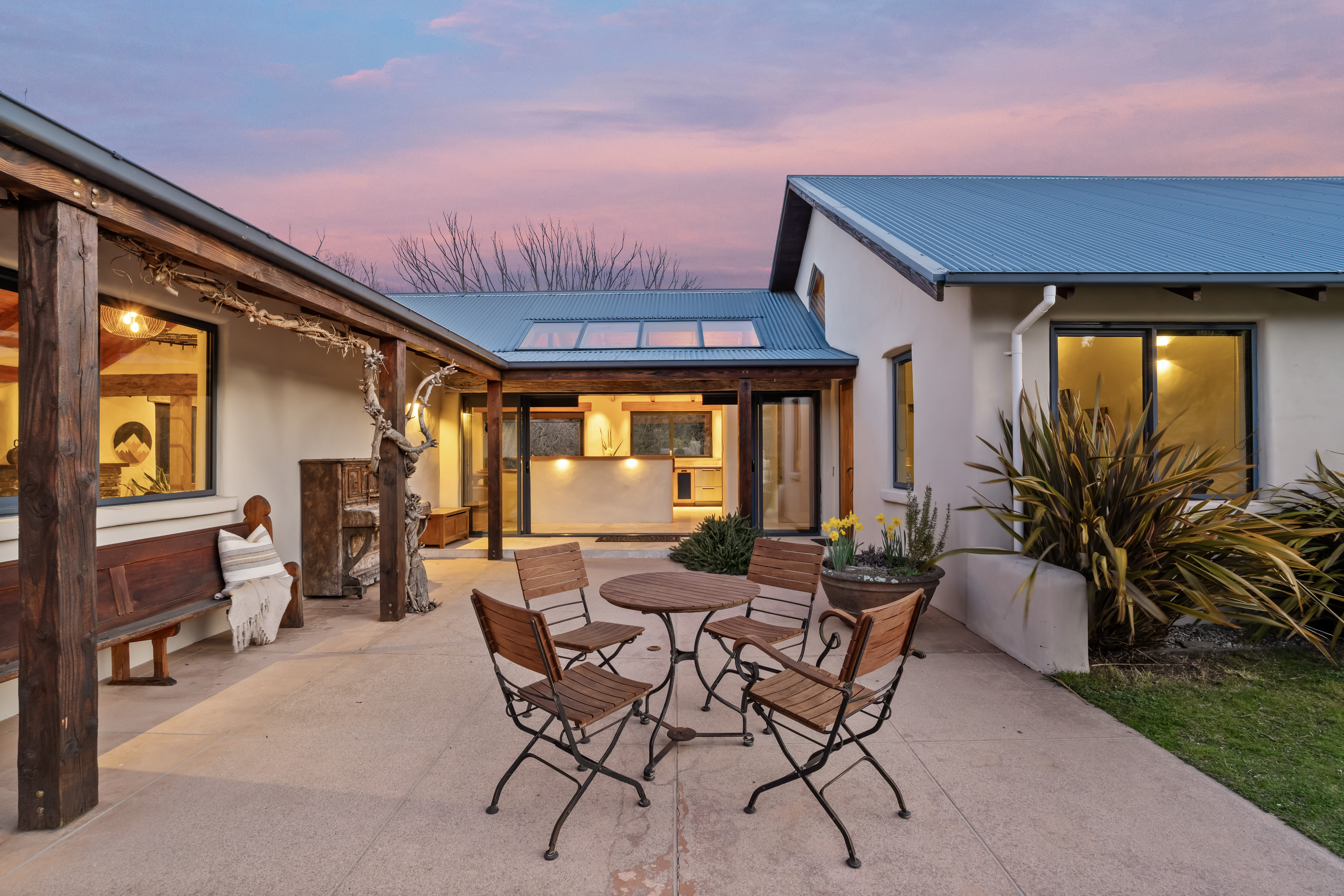  Secluded Riverside Setting - 物件實景