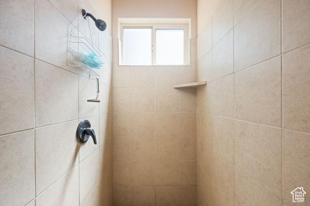 St. George, Utah, 84790, United States, 6 Bedrooms Bedrooms, ,4 BathroomsBathrooms,Residential,For Sale,1983061