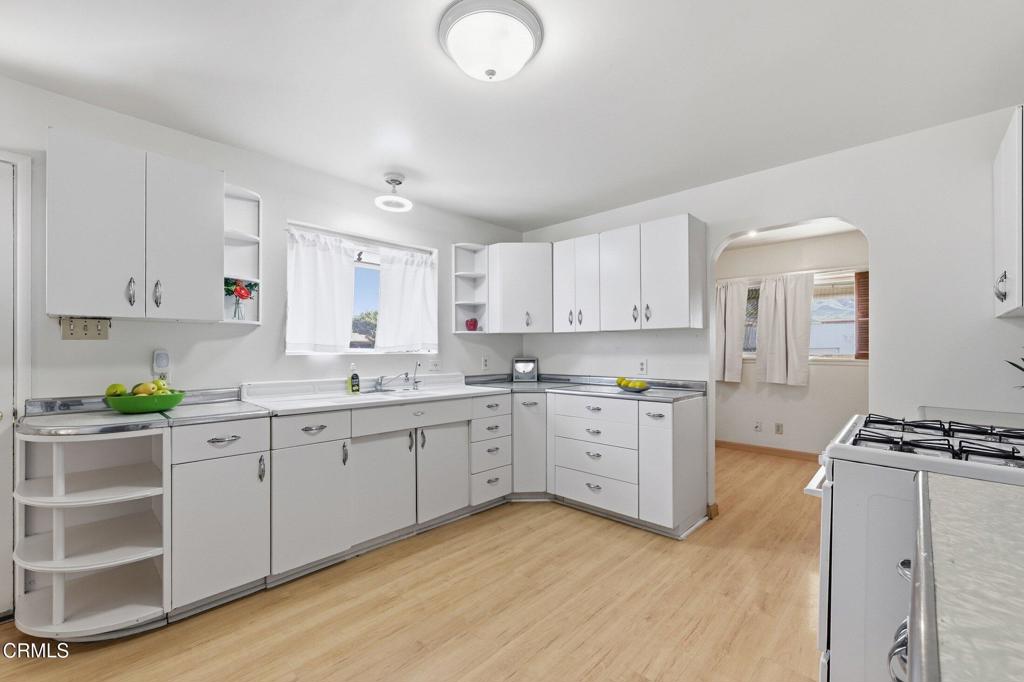Santa Paula, California, 93060, United States, 3 Bedrooms Bedrooms, ,1 BathroomBathrooms,Residential,For Sale,2043015