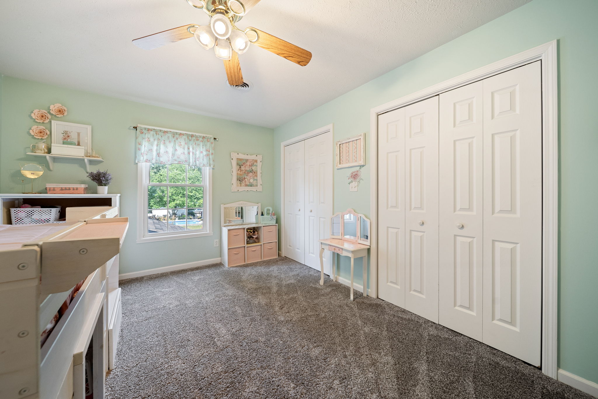 Terre Haute, Indiana, 47803, United States, 5 Bedrooms Bedrooms, ,4 BathroomsBathrooms,Residential,For Sale,1942533
