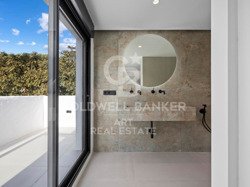 Estepona, Andalusia, ES, 3 Bedrooms Bedrooms, ,3 BathroomsBathrooms,Residential,For Sale,1743348