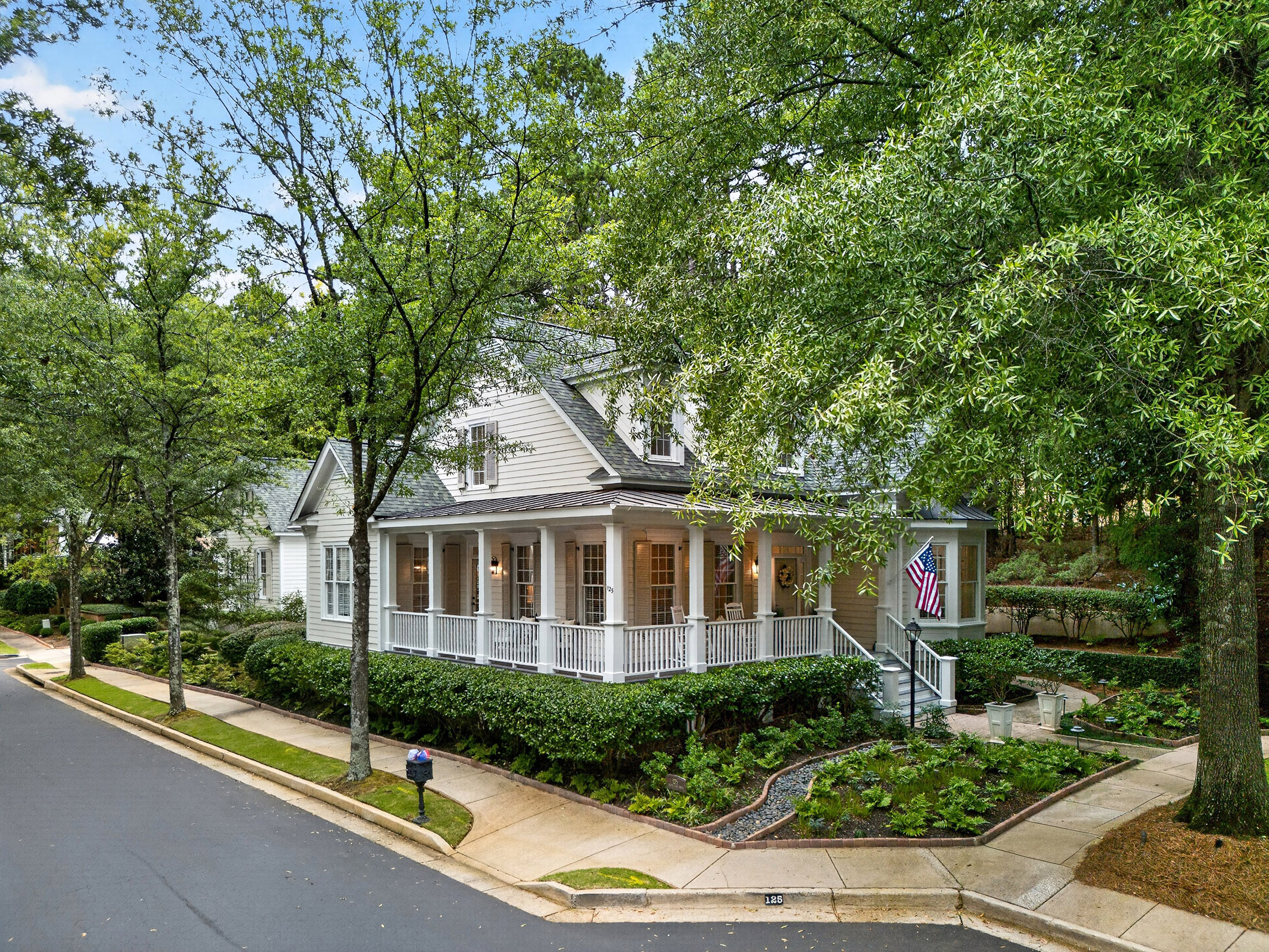  Lovely Home on Large Parkside Estate Lot in Beautiful North Cove - 物件實景