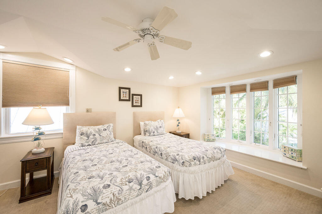 KEY WEST, Florida, 33040, United States, 5 Bedrooms Bedrooms, ,4 BathroomsBathrooms,Residential,For Sale,1847145