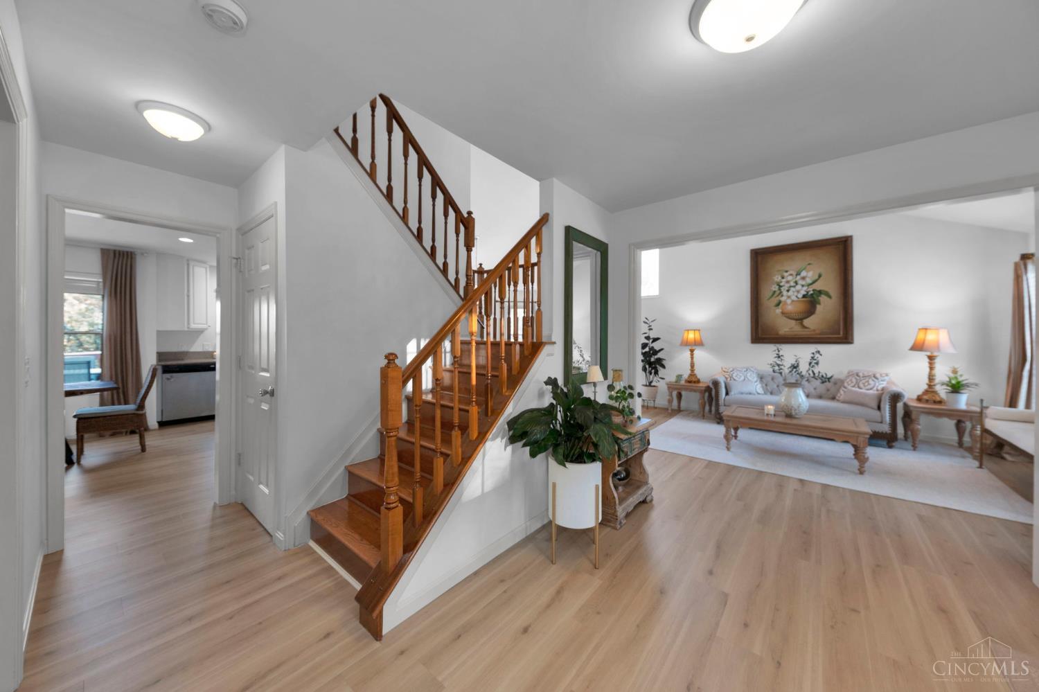 Loveland, Ohio, 45140, United States, 4 Bedrooms Bedrooms, ,3 BathroomsBathrooms,Residential,For Sale,1992143