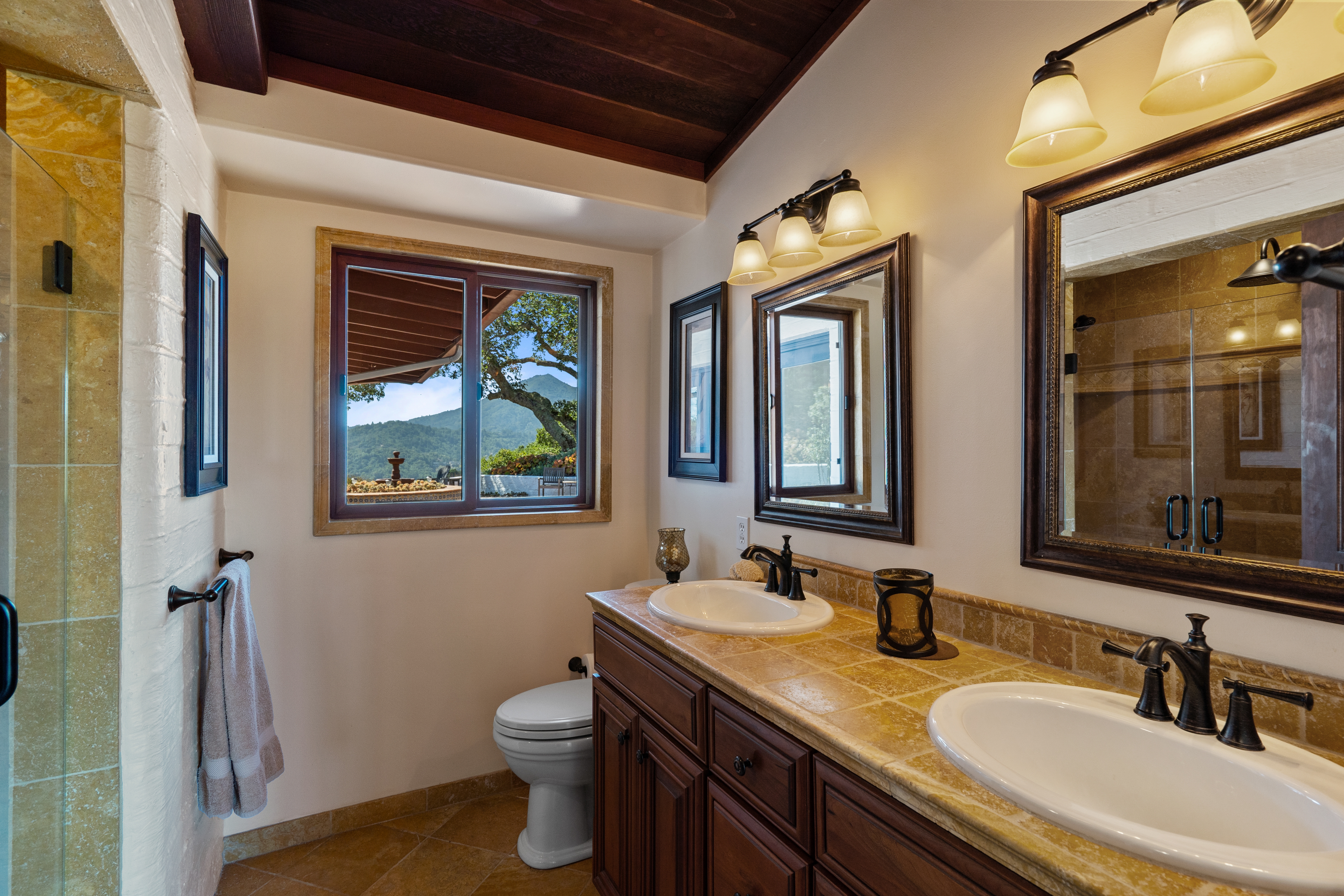  Artisan Hacienda-Style Home with Sweeping Bay to Tam Views - 物件實景