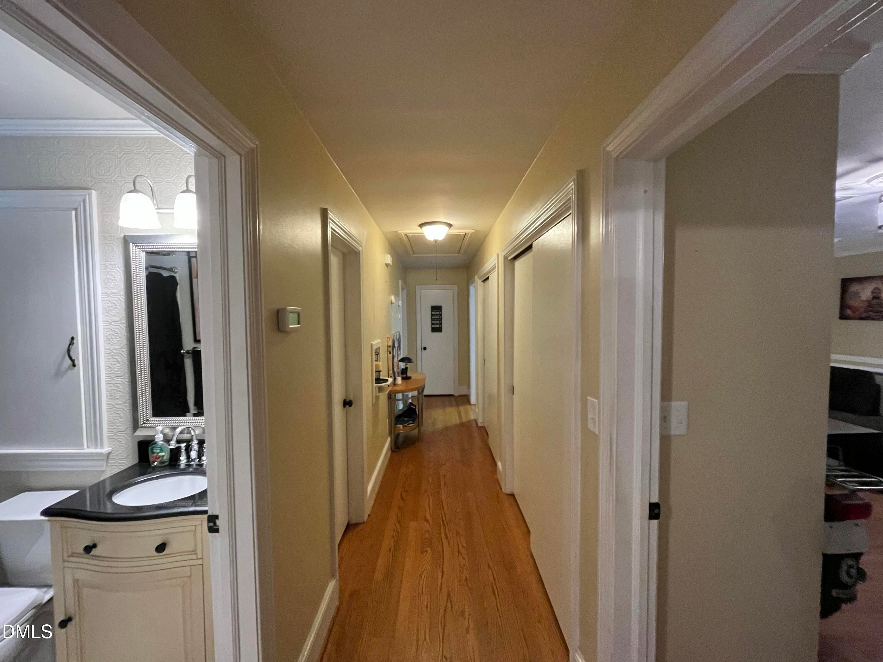 Burlington, North Carolina, 27215, United States, 6 Bedrooms Bedrooms, ,5 BathroomsBathrooms,Residential,For Sale,1999831