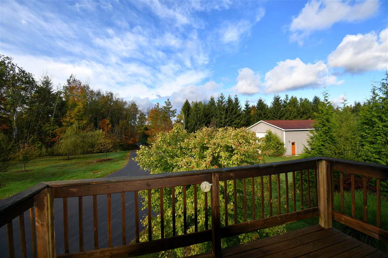 Charlevoix, Michigan, 49720, United States, 4 Bedrooms Bedrooms, ,3 BathroomsBathrooms,Residential,For Sale,1995893