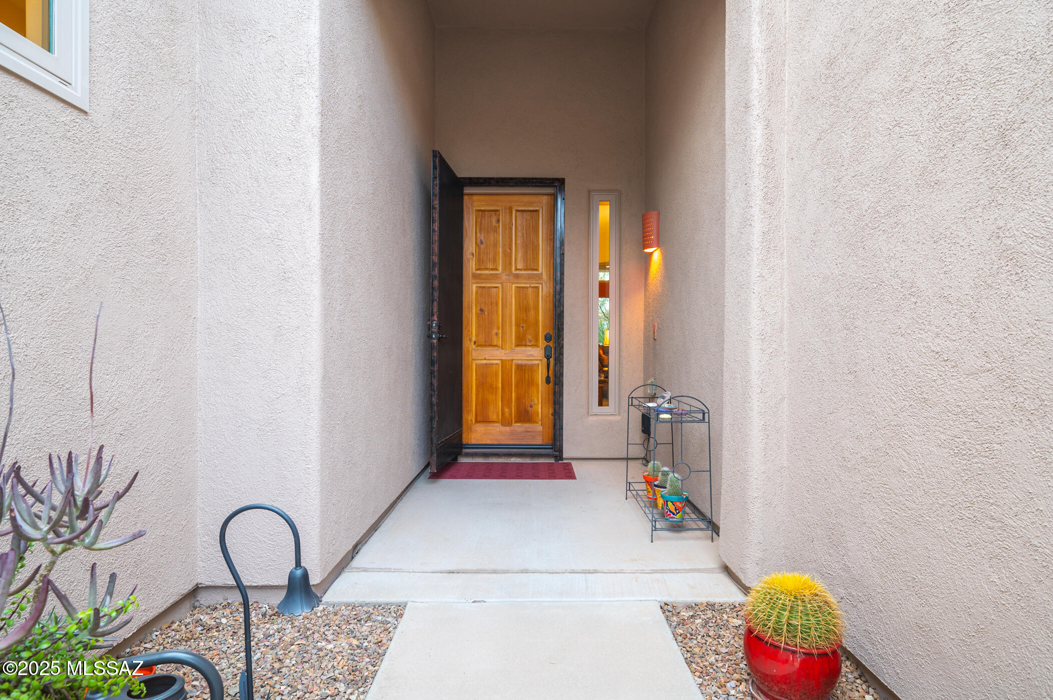 Tucson, Arizona, 85749, United States, 3 Bedrooms Bedrooms, ,3 BathroomsBathrooms,Residential,For Sale,1999814