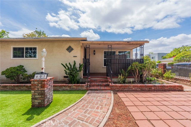 Anaheim, California, 92805, United States, 3 Bedrooms Bedrooms, ,Residential,For Sale,2048716
