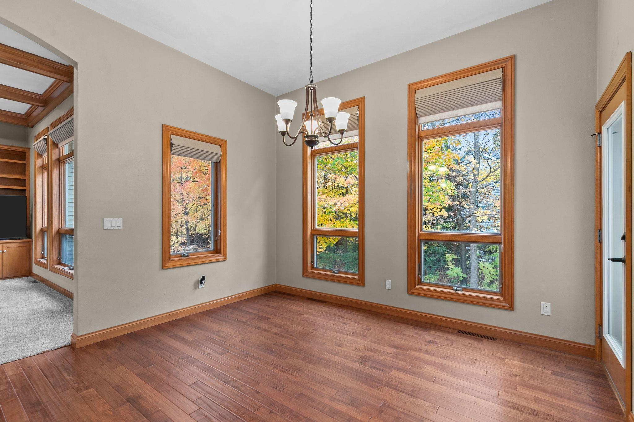 Combined Locks, Wisconsin, 54113, United States, 3 Bedrooms Bedrooms, ,4 BathroomsBathrooms,Residential,For Sale,1976414