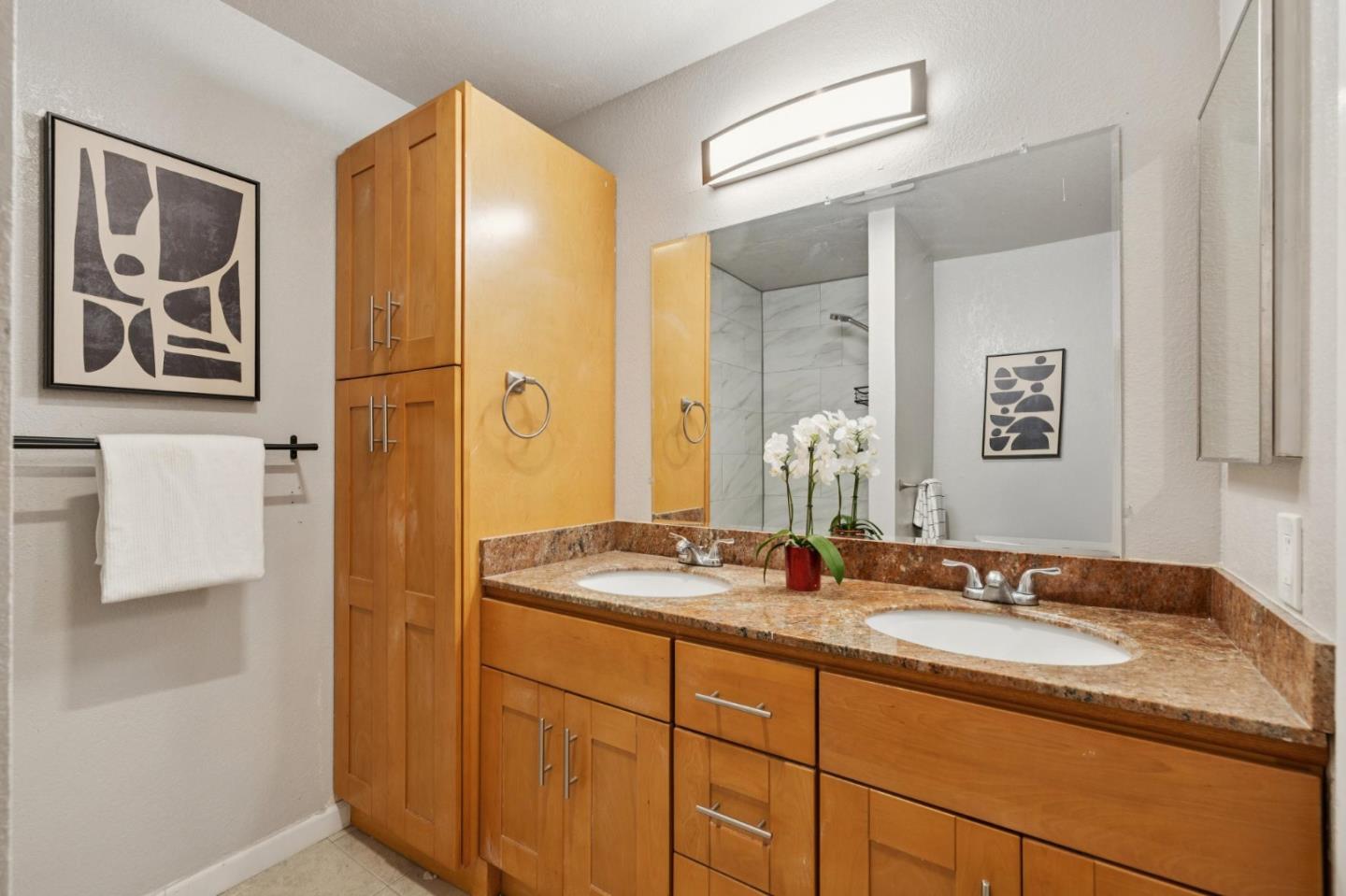 San Bruno, California, 94066, United States, 2 Bedrooms Bedrooms, ,2 BathroomsBathrooms,Residential,For Sale,1856521