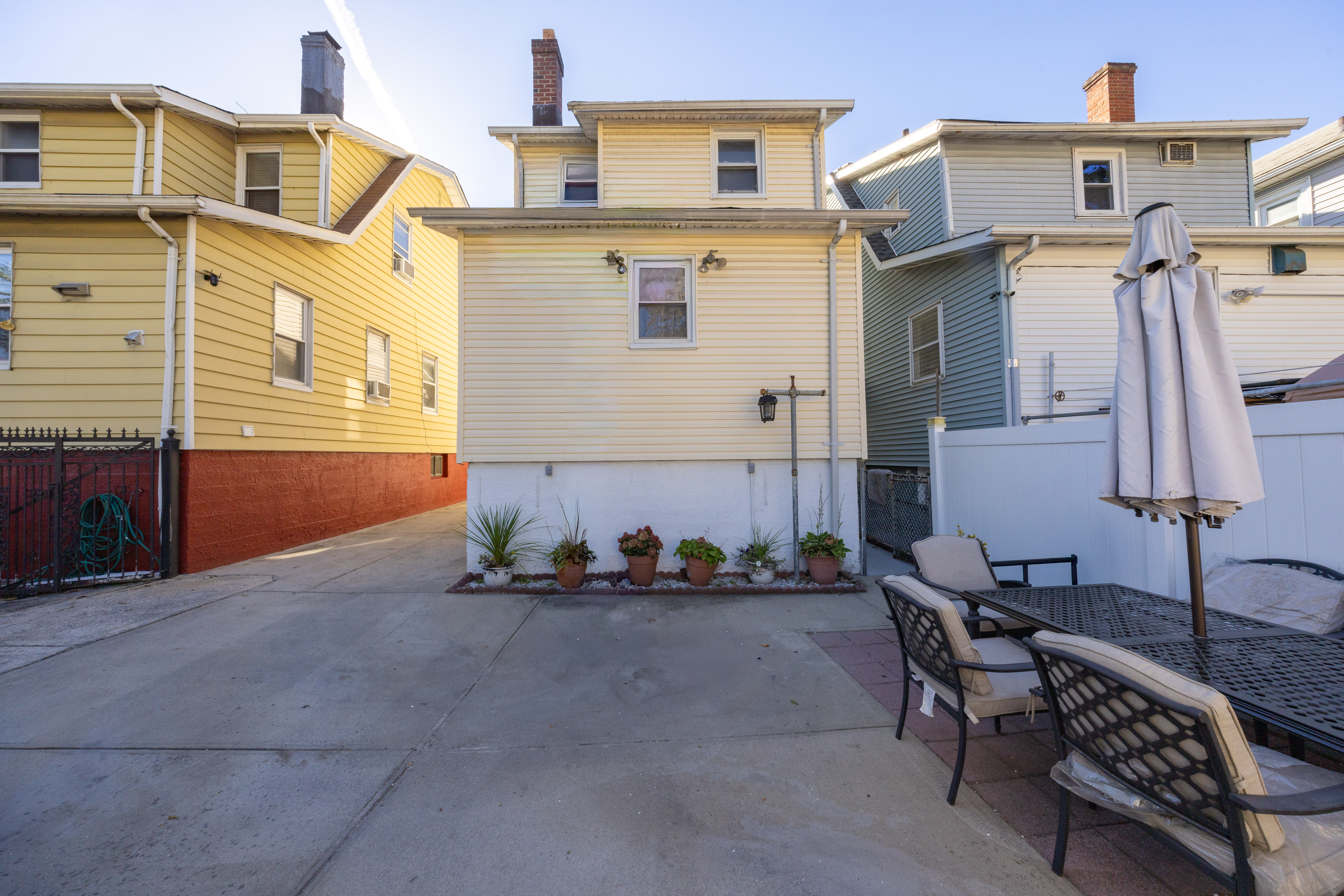  4418 Bruner Avenue - 物件實景
