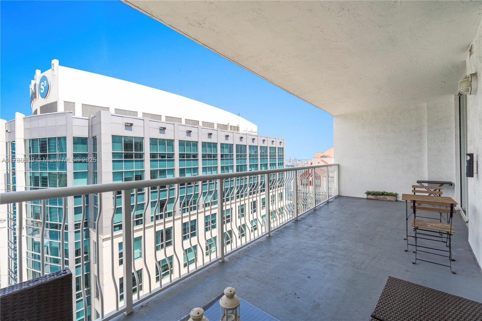 Miami, Florida, 33131, United States, 1 Bedroom Bedrooms, ,1 BathroomBathrooms,Residential,For Sale,1768107