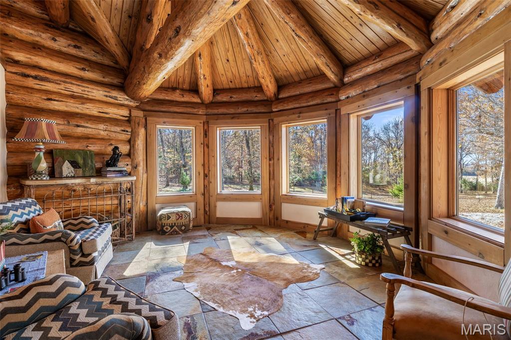 Farmington, Missouri, 63640, United States, 3 Bedrooms Bedrooms, ,4 BathroomsBathrooms,Residential,For Sale,1991980