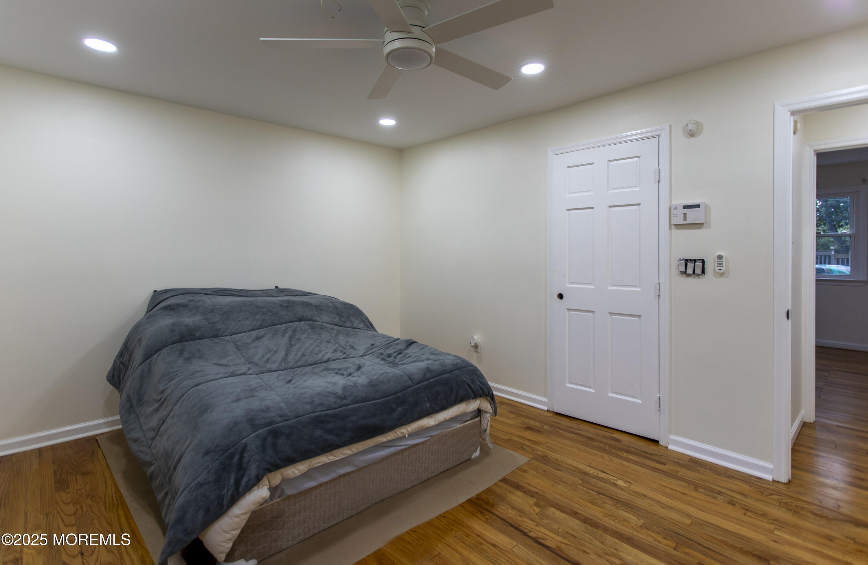 Toms River, New Jersey, 08757, United States, 5 Bedrooms Bedrooms, ,2 BathroomsBathrooms,Residential,For Sale,1981091