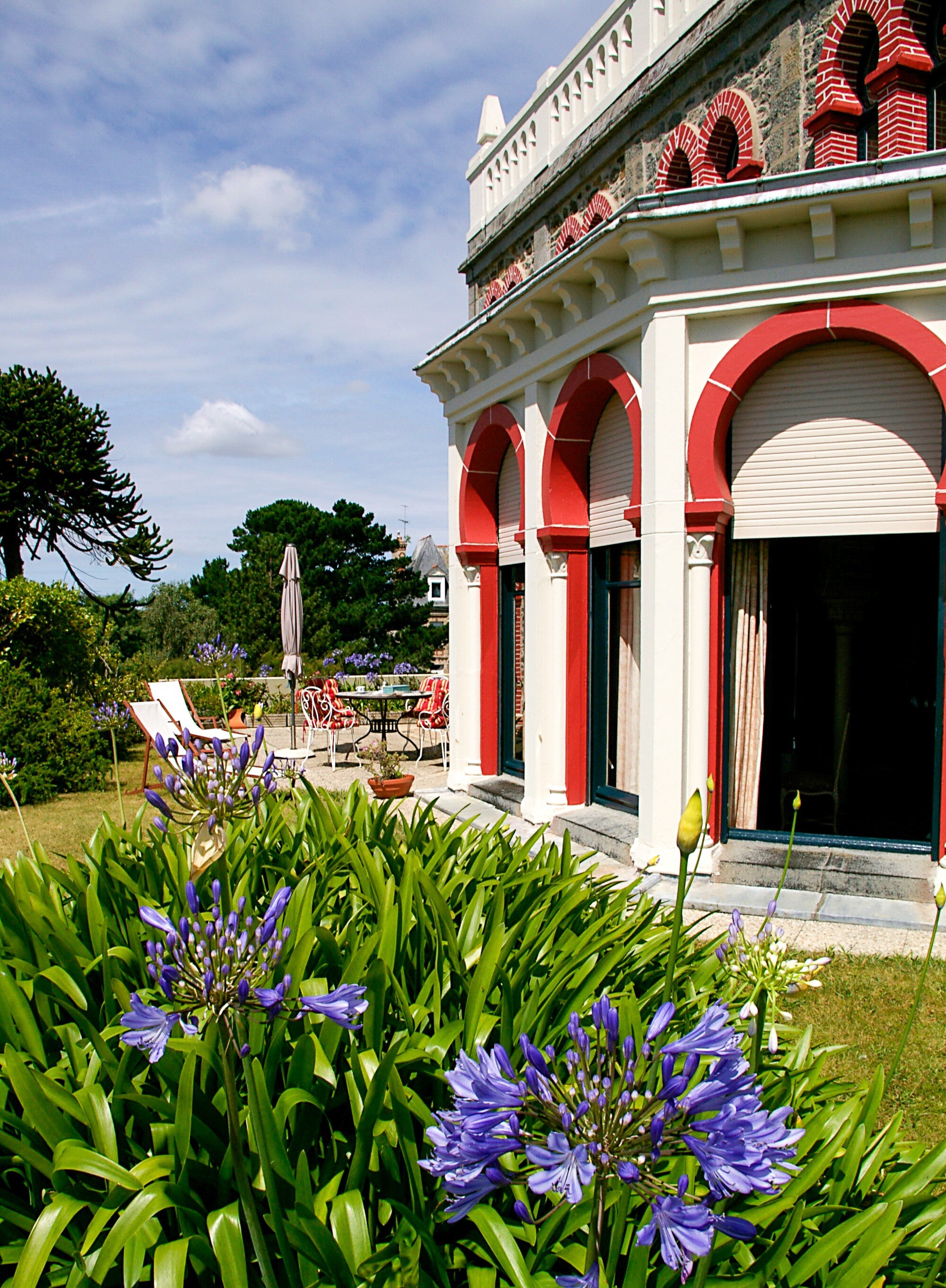  Stunning Villa built in an arabic style overlooking the sea at St Quay Portrieux - 物件實景