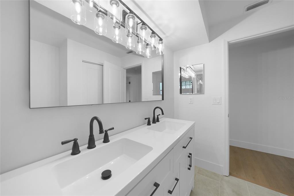 Englewood, Florida, 34223, United States, 2 Bedrooms Bedrooms, ,2 BathroomsBathrooms,Residential,For Sale,1983617