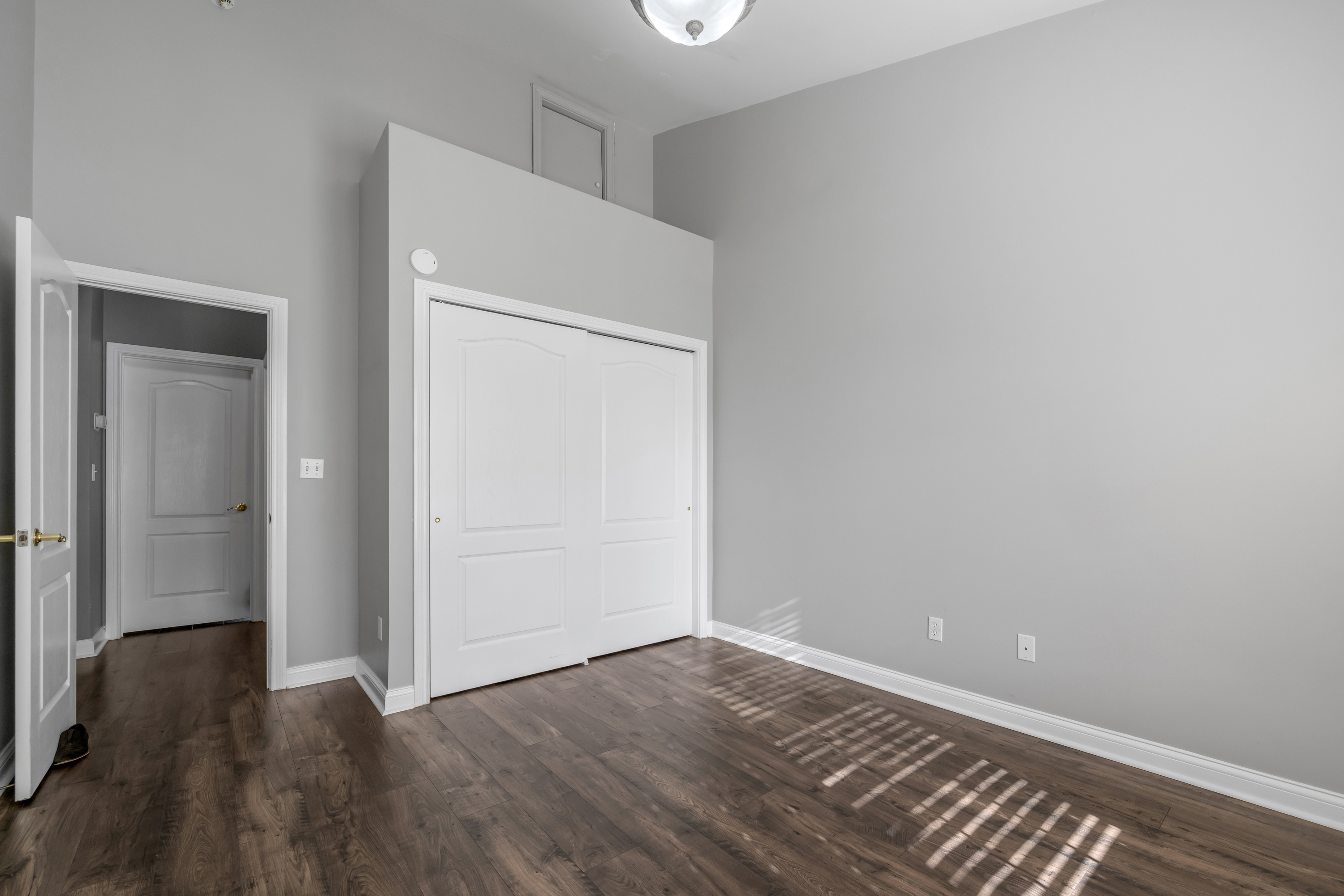  3253 Drayton Place - 物件實景