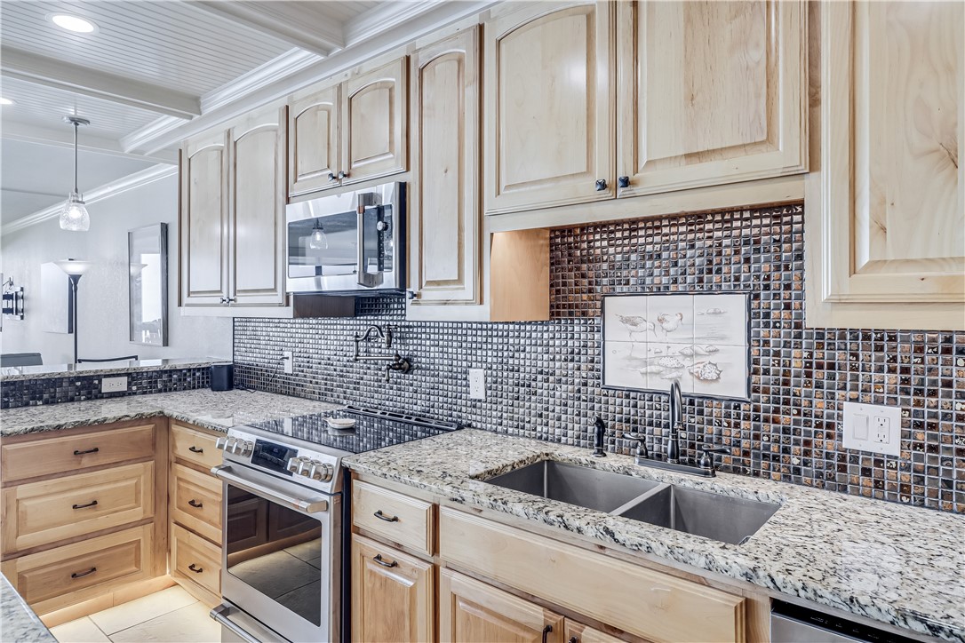 Port Aransas, Texas, 78373, United States, 3 Bedrooms Bedrooms, ,3 BathroomsBathrooms,Residential,For Sale,1759427