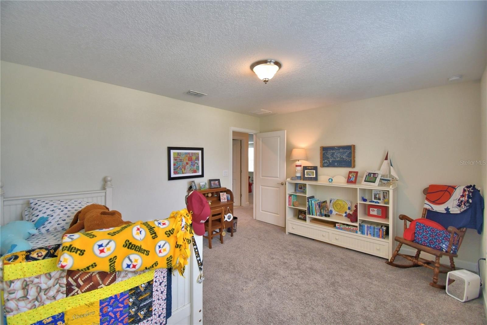 DAVENPORT, Florida, 33896, United States, 5 Bedrooms Bedrooms, ,3 BathroomsBathrooms,Residential,For Sale,1878806