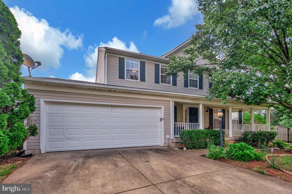 Bealeton, Virginia, 22712, United States, 6 Bedrooms Bedrooms, ,4 BathroomsBathrooms,Residential,For Sale,1916093
