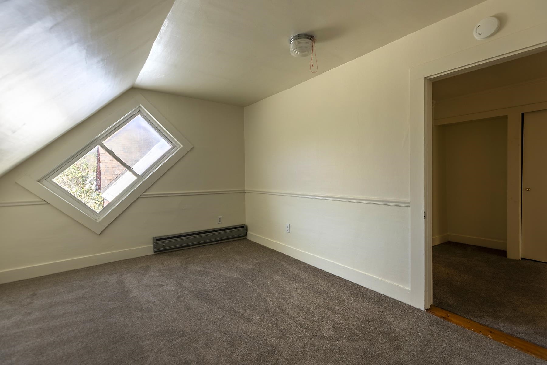  5798 West Woodstock Road - 物件實景