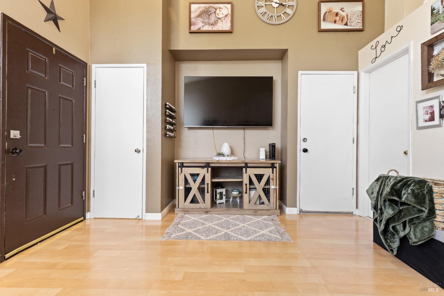 Santa Rosa, California, 95407, United States, 3 Bedrooms Bedrooms, ,3 BathroomsBathrooms,Residential,For Sale,1920914