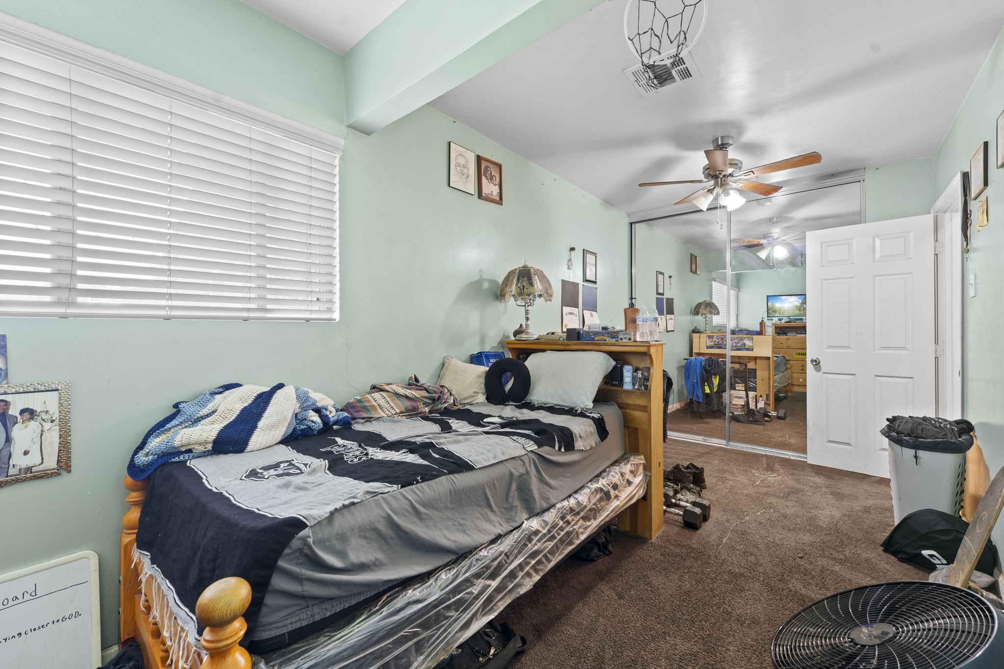 Compton, California, 90220, United States, 3 Bedrooms Bedrooms, ,2 BathroomsBathrooms,Residential,For Sale,1995988