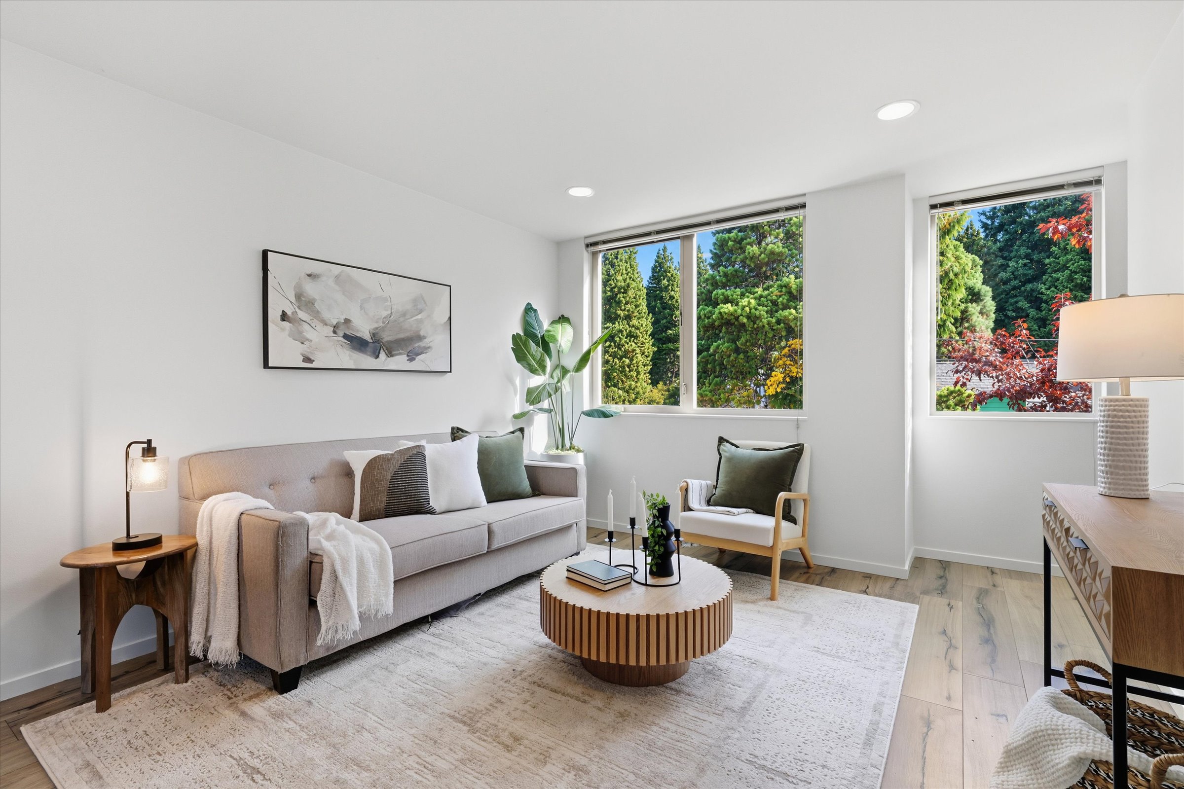  2421 Wickstrom Place SW, Seattle, WA 98116 - 物件實景