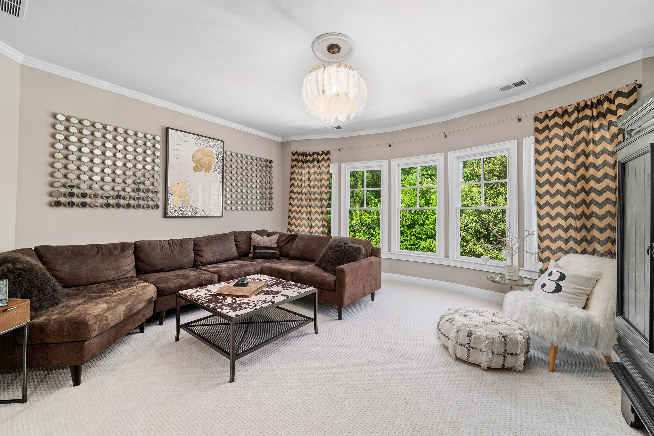  Set Within The Highly Sought-After Lake Haven At Crabapple Community - 物件實景