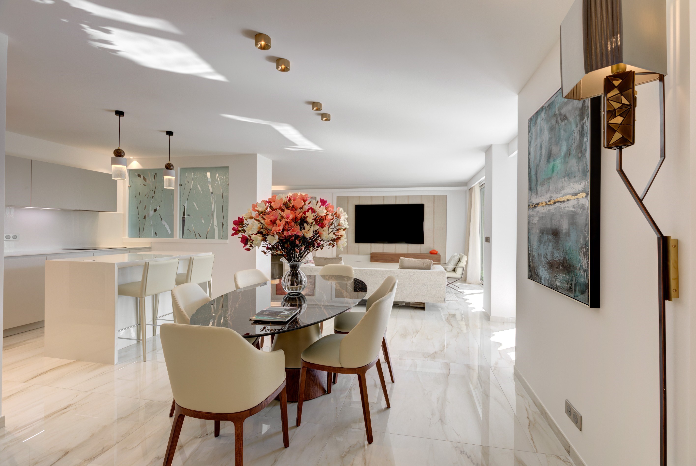  Renovated apartment with sea view on the Croisette in Cannes – Luxury, comfort,… - 物件實景