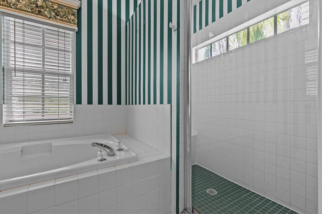 Tarpon Springs, Florida, 34689, United States, 3 Bedrooms Bedrooms, ,3 BathroomsBathrooms,Residential,For Sale,1947969