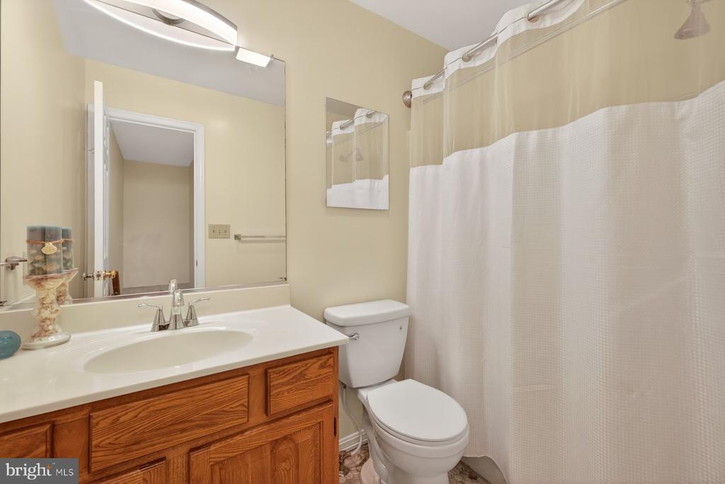 Adamstown, Maryland, 21710, United States, 3 Bedrooms Bedrooms, ,4 BathroomsBathrooms,Residential,For Sale,2012547