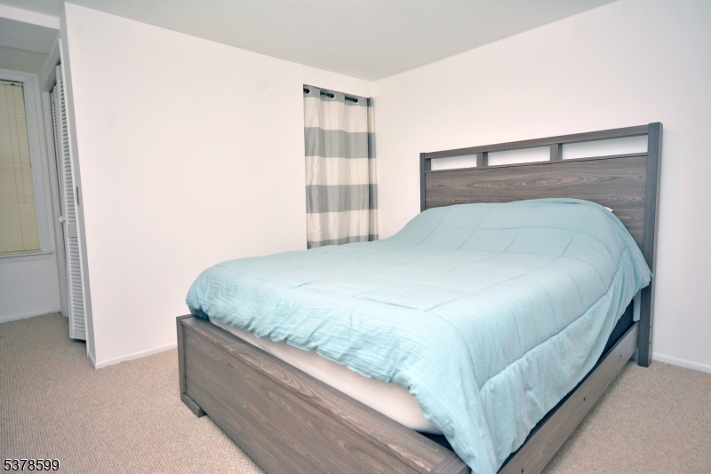 Bedminster Twp., New Jersey, 07921, United States, 3 Bedrooms Bedrooms, ,4 BathroomsBathrooms,Residential,For Sale,1989637