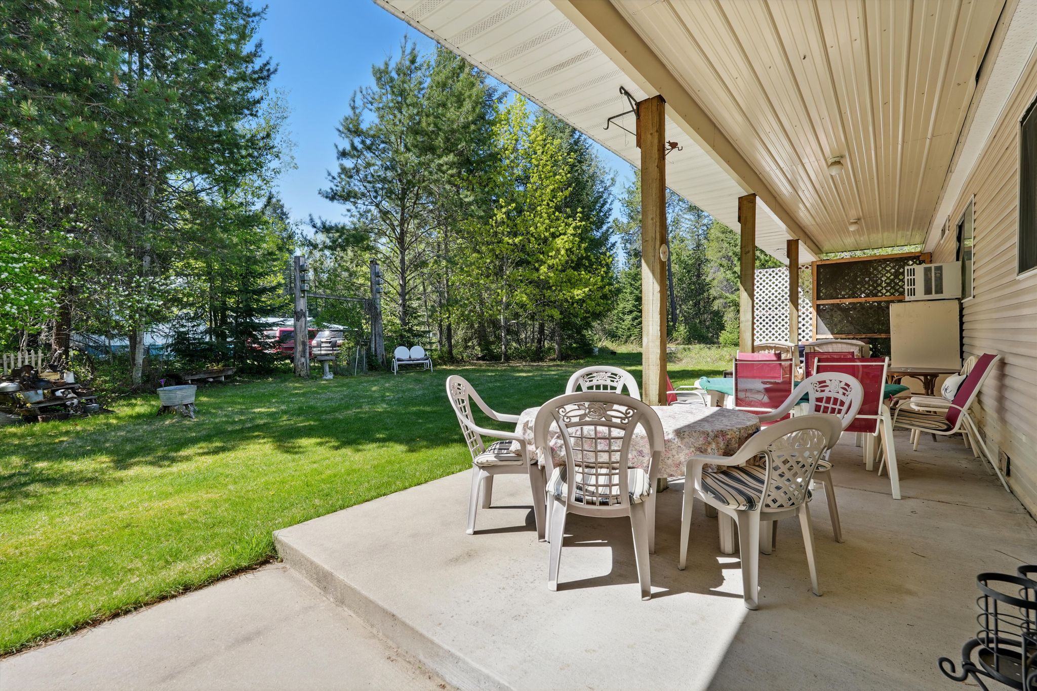 Sagle, Idaho, 83860, United States, 4 Bedrooms Bedrooms, ,2 BathroomsBathrooms,Residential,For Sale,1931932