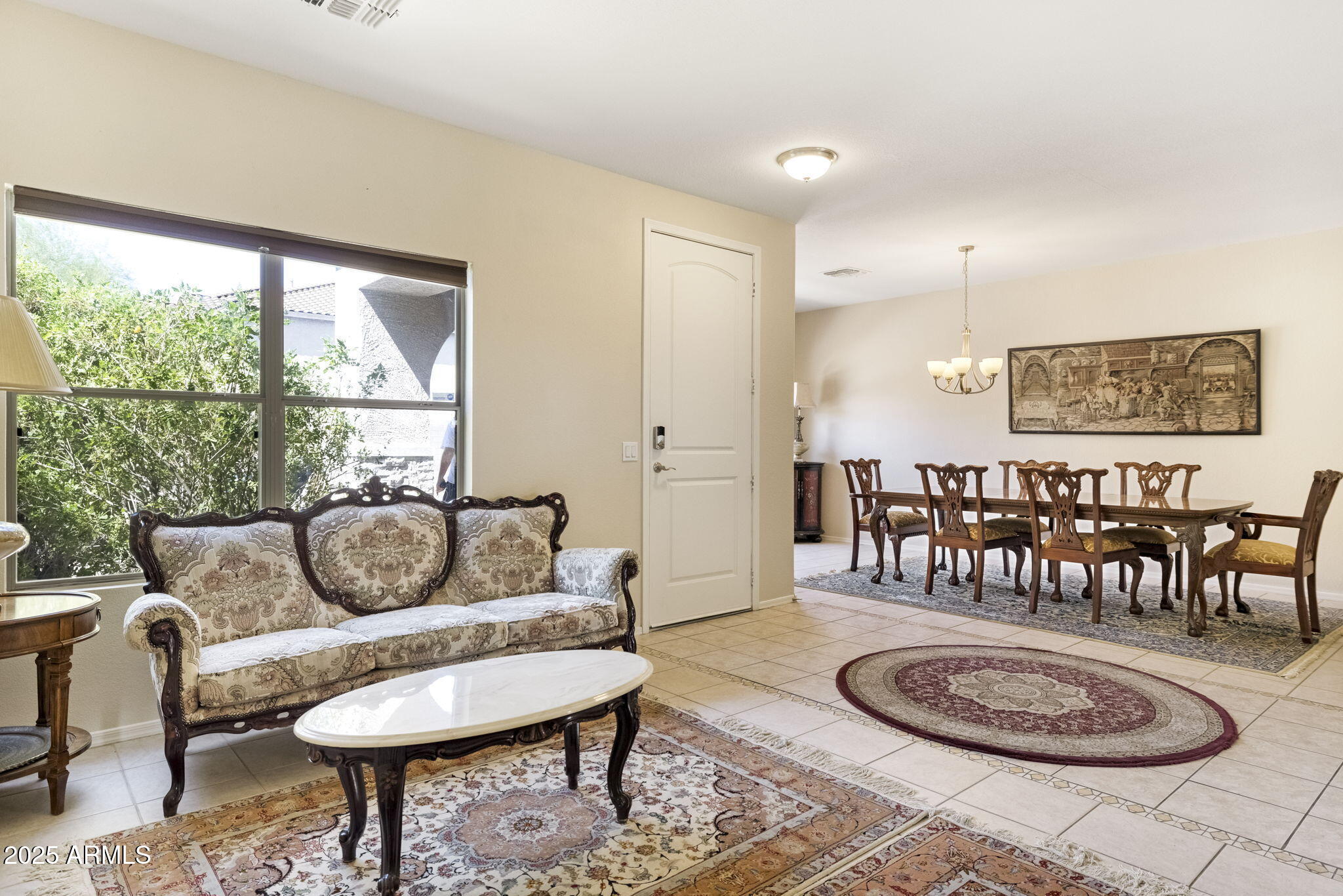 Phoenix, Arizona, 85042, United States, 5 Bedrooms Bedrooms, ,Residential,For Sale,1957752