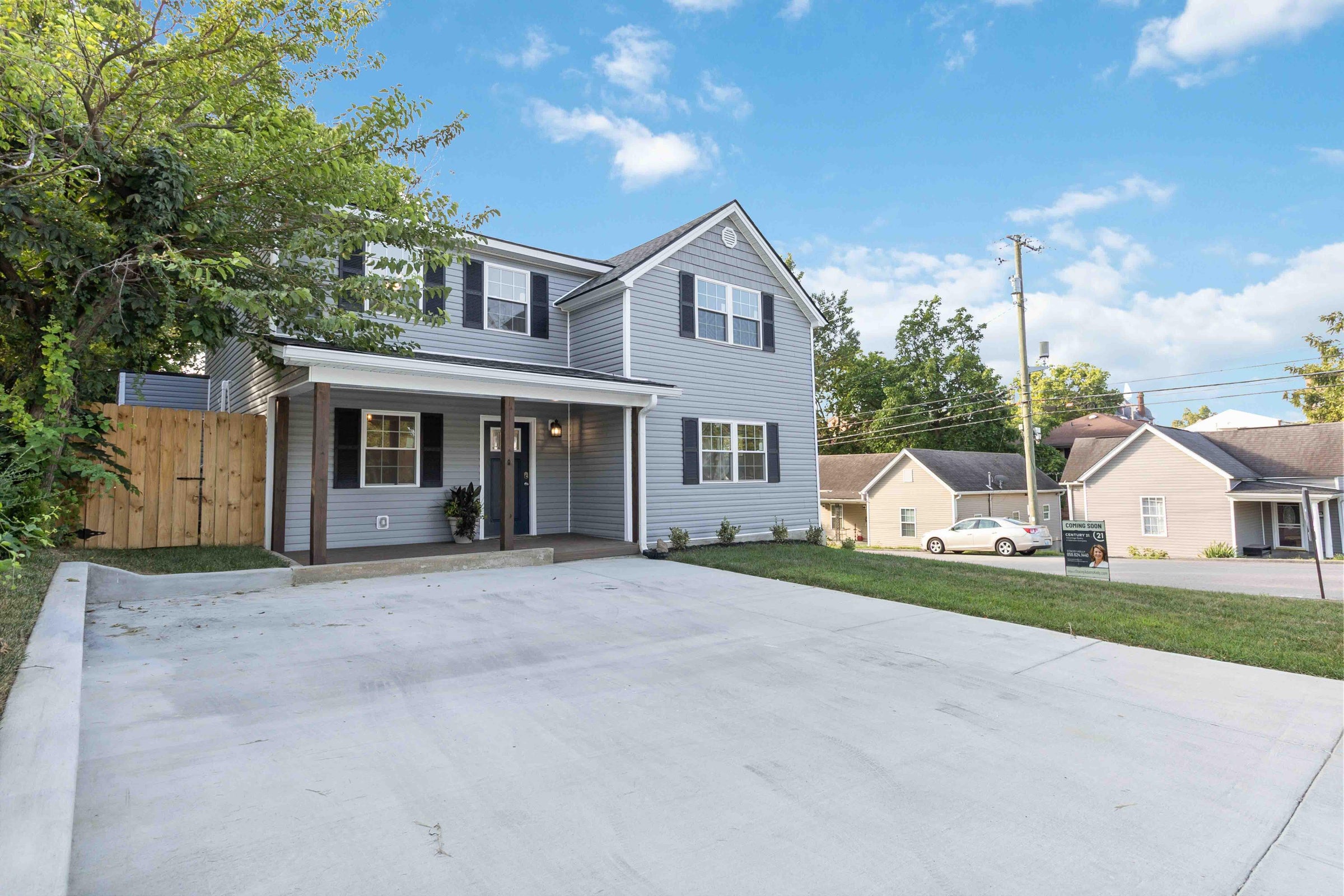 Richmond, Kentucky, 40475, United States, 4 Bedrooms Bedrooms, ,4 BathroomsBathrooms,Residential,For Sale,1943491